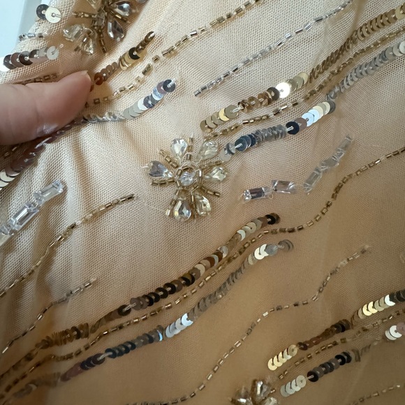 MAC DUGGAL EMBELLISHED FLORAL DETAIL ONE SHOULDER GOWN 93739 Size 4 worn once - Picture 5 of 9